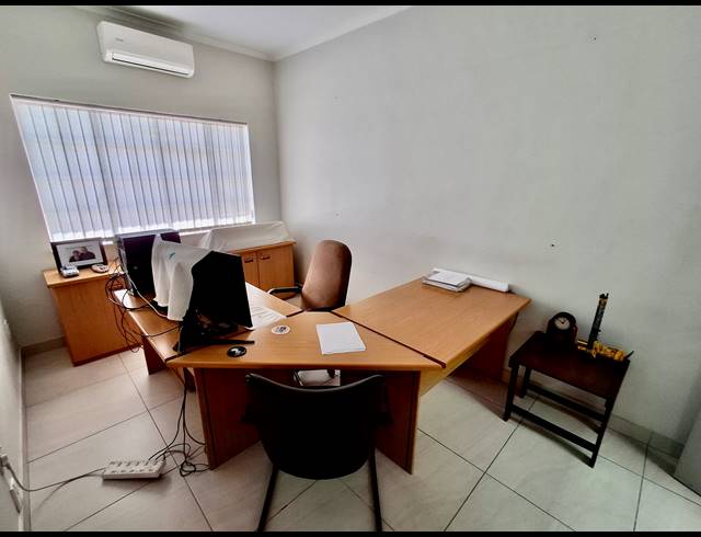 525M² MINI FACTORY FOR SALE IN ATLANTIS INDUSTRIAL